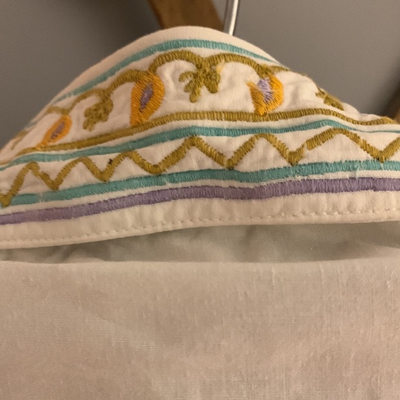 PAIGE light Jean color Joggers with vintage embroidery button down shirt - Picture 7 of 16